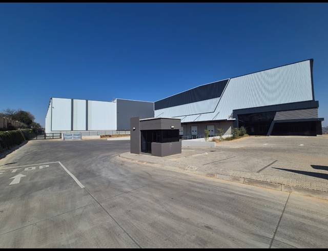 5,393M² WAREHOUSE TO LET IN LINBRO PARK